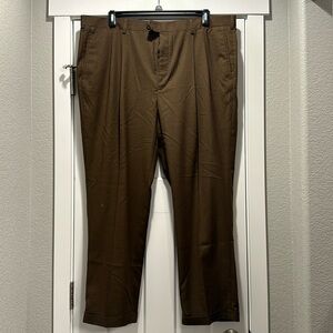 Men’s dress pants 42x29 Roundtree and York